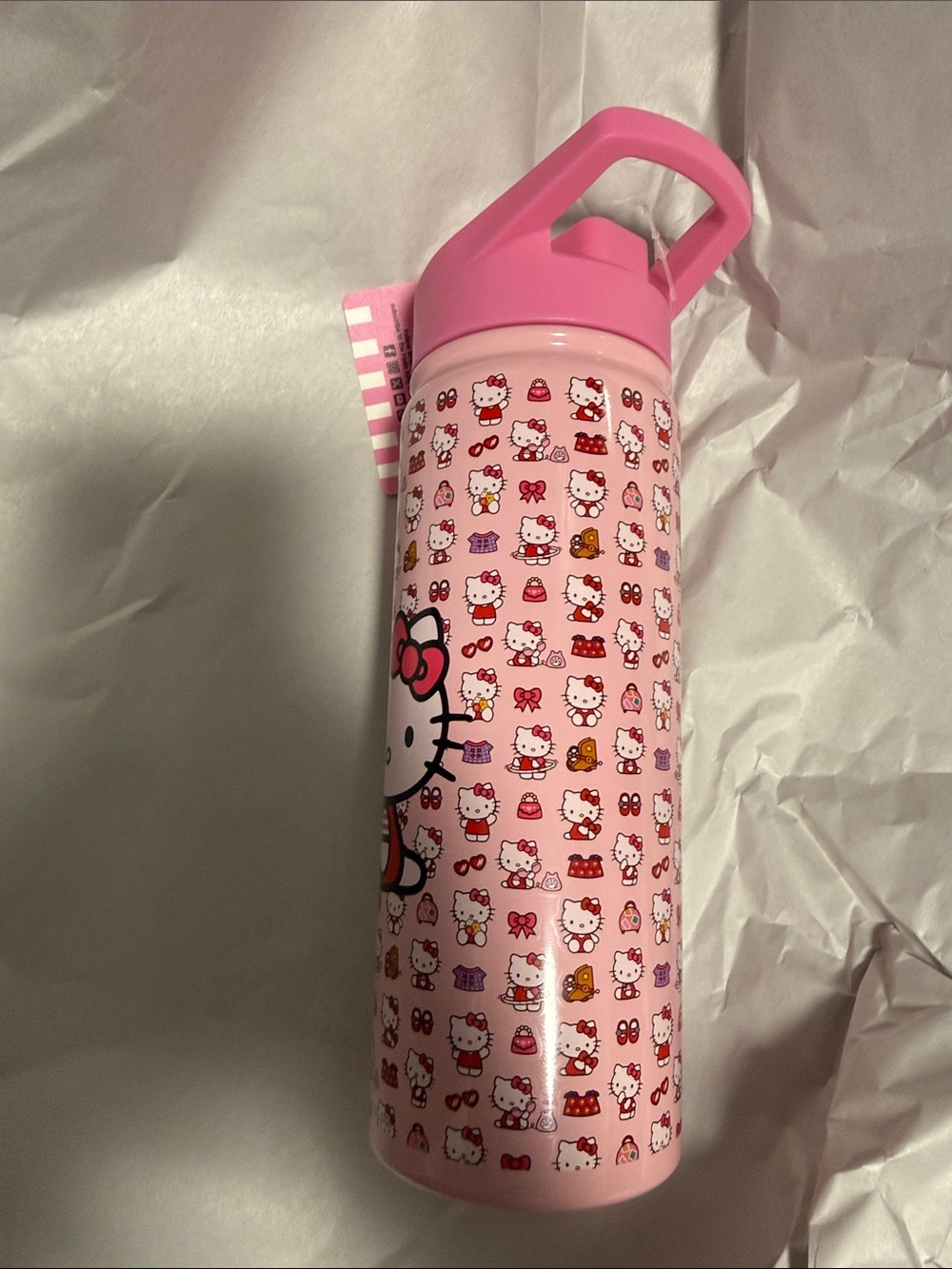 Hello Kitty Pink Travel Bottle with Red Bow Accent 20oz - Picture 2 of 6